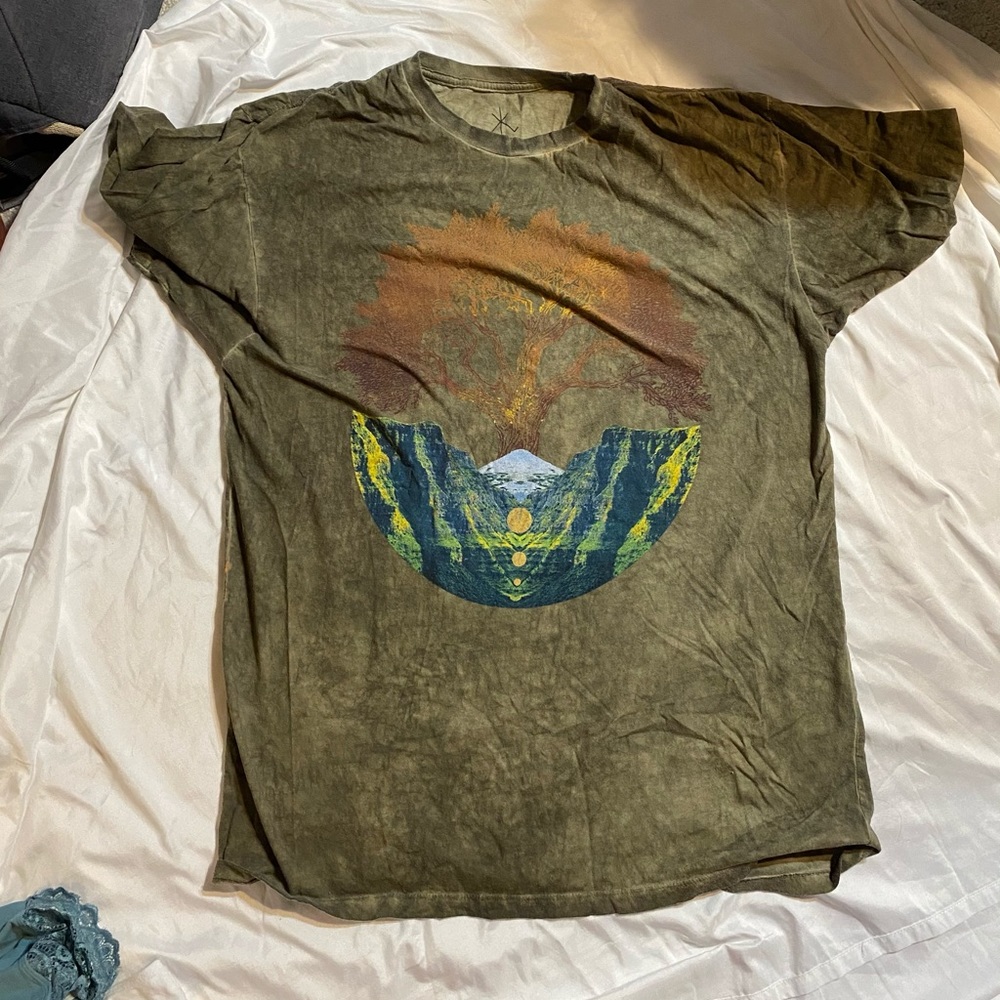 Earthbound Oversized Shirt Size L